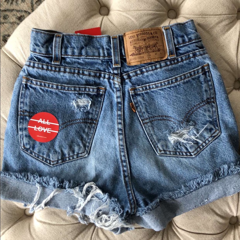 CUSTOM LEVI SHORTS! ALL SIZES!! - Picture 6 of 7